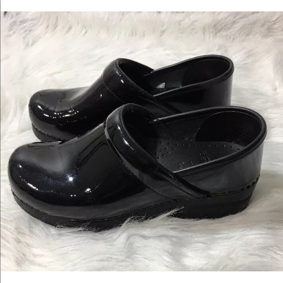 dansko professional clogs black patent leather
